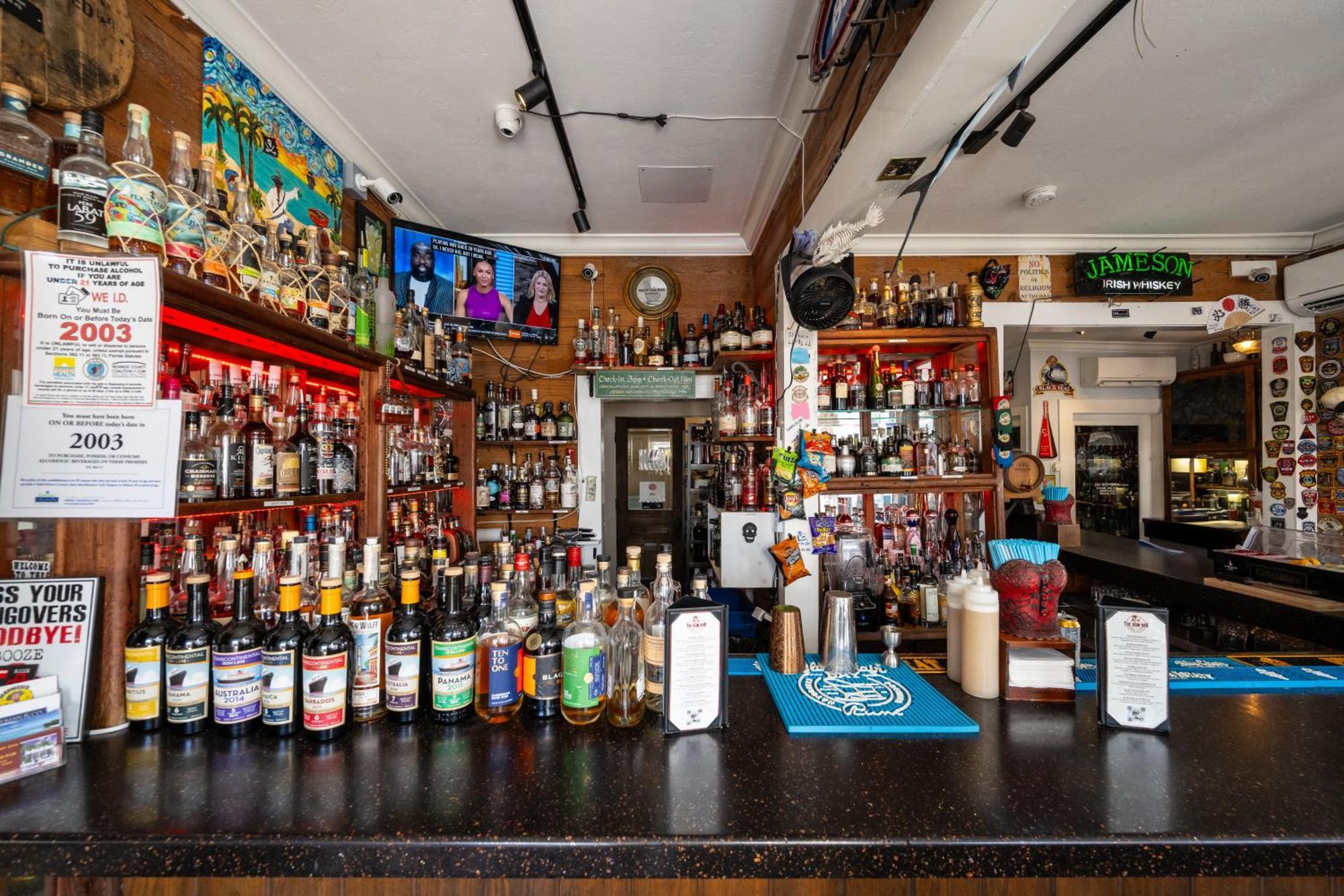 The Speakeasy Inn And Rum Bar Key West Exteriér fotografie