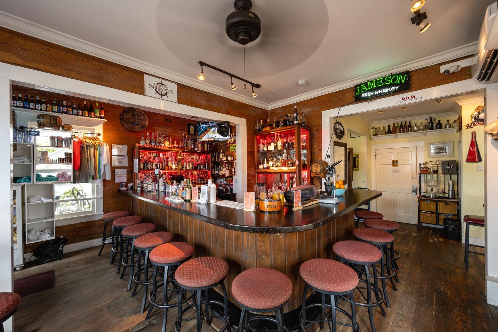 The Speakeasy Inn And Rum Bar Key West Exteriér fotografie